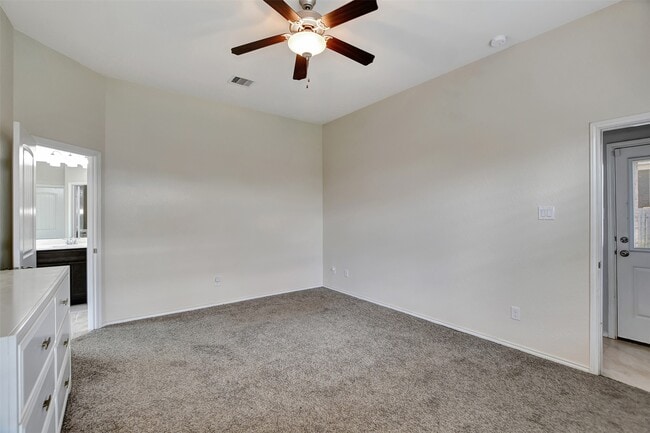 Building Photo - 23814 Scotsman Dr