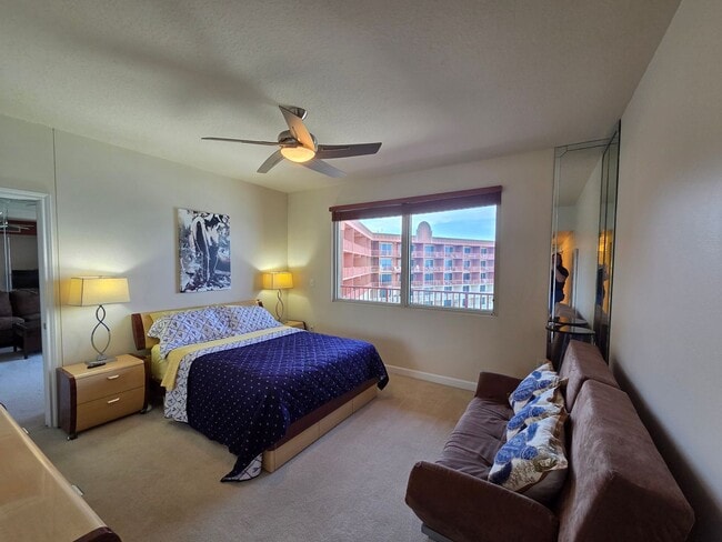 Building Photo - Gulf-Front Penthouse Living at The Shores ...