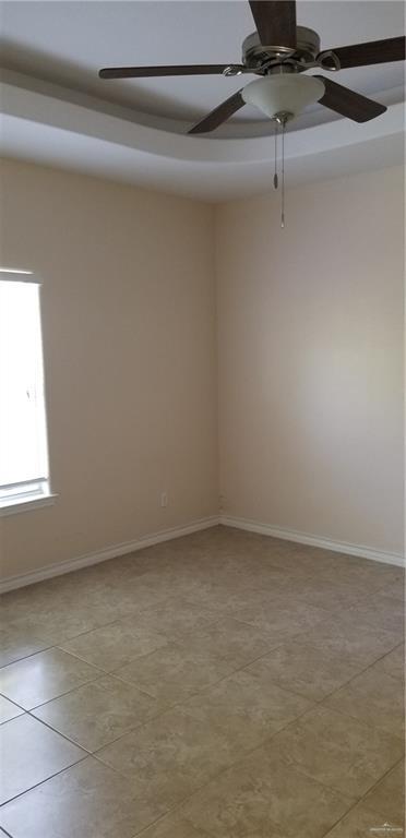 Building Photo - 14 Irongate Dr