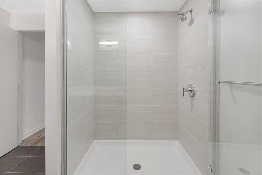 Building Photo - 1051 First St NE