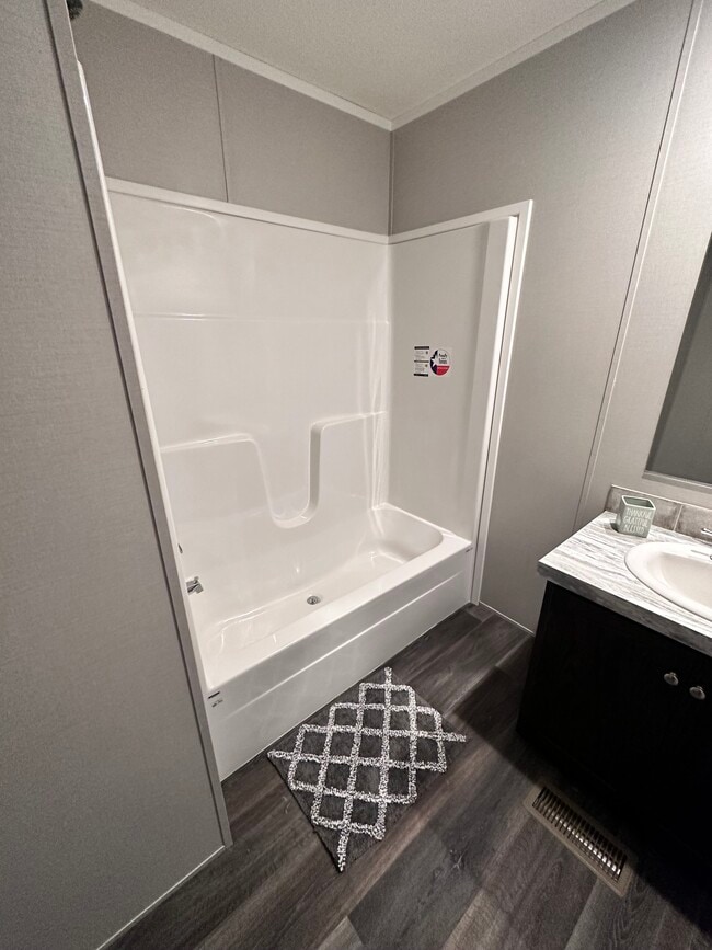 Building Photo - 210-212 12th St