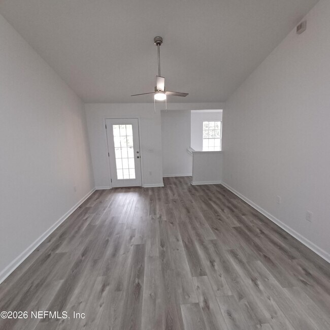 Building Photo - 575 Oakleaf Plantation Pkwy