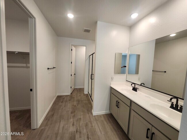 Building Photo - 4183 E Brook Lynn Pl