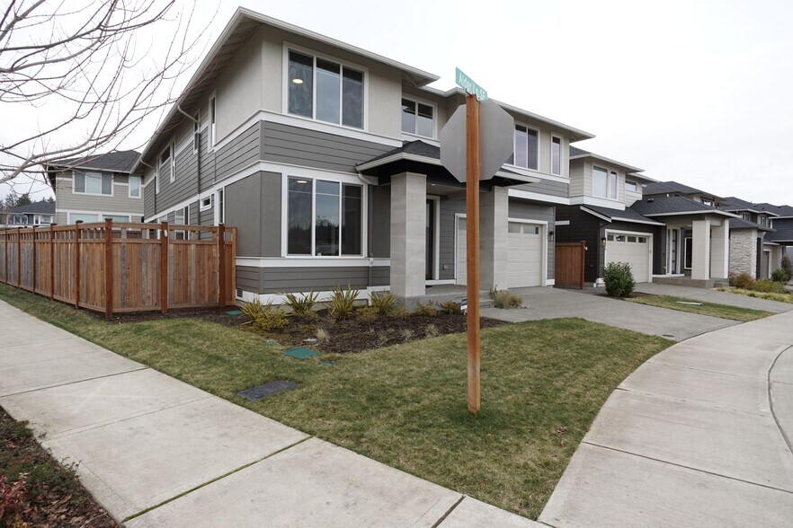 Building Photo - 23068 Alder Ln SE