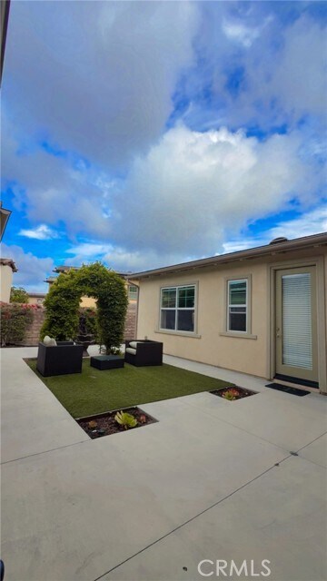Building Photo - 5 Lirico Ct
