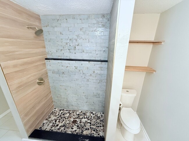 Building Photo - 15 CR 302