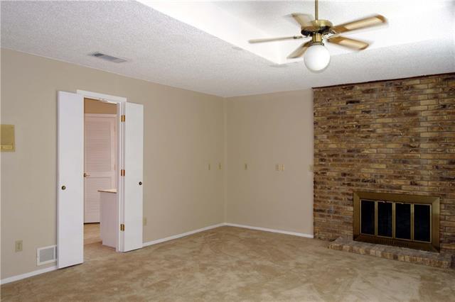 Building Photo - 3105 Copper Creek Dr