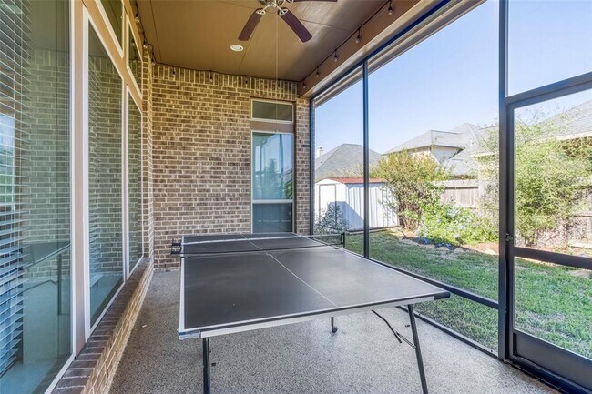 Building Photo - 29114 Davenport Dr