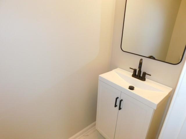 Building Photo - 1834 Stephens Pond View