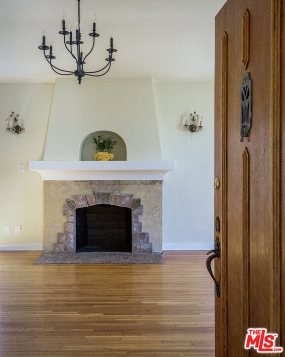 Building Photo - 1122 S Hayworth Ave