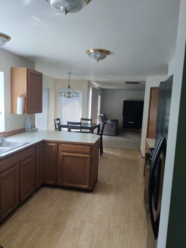 Building Photo - Silverdale 3 Bed 2.5 Bath home
