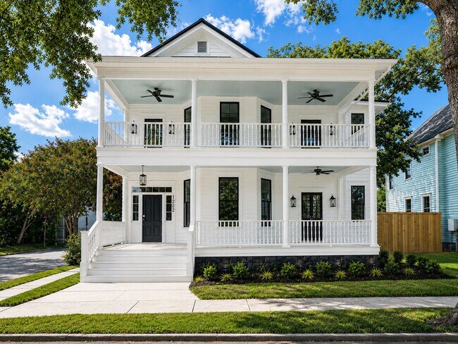 Building Photo - 1202 E Duffy St