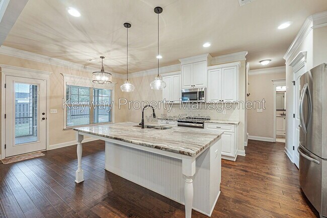 Building Photo - 519 Gary Glen Dr