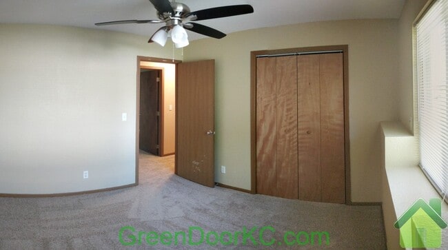 Building Photo - 1000 Fall Meadow Ln