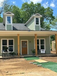 Building Photo - 1061 Shaw Pl