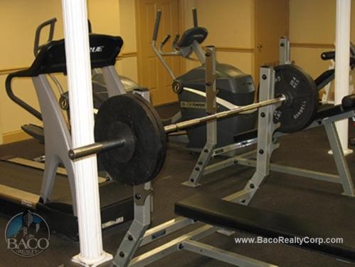 Building Photo - 3365 Keystone Ave