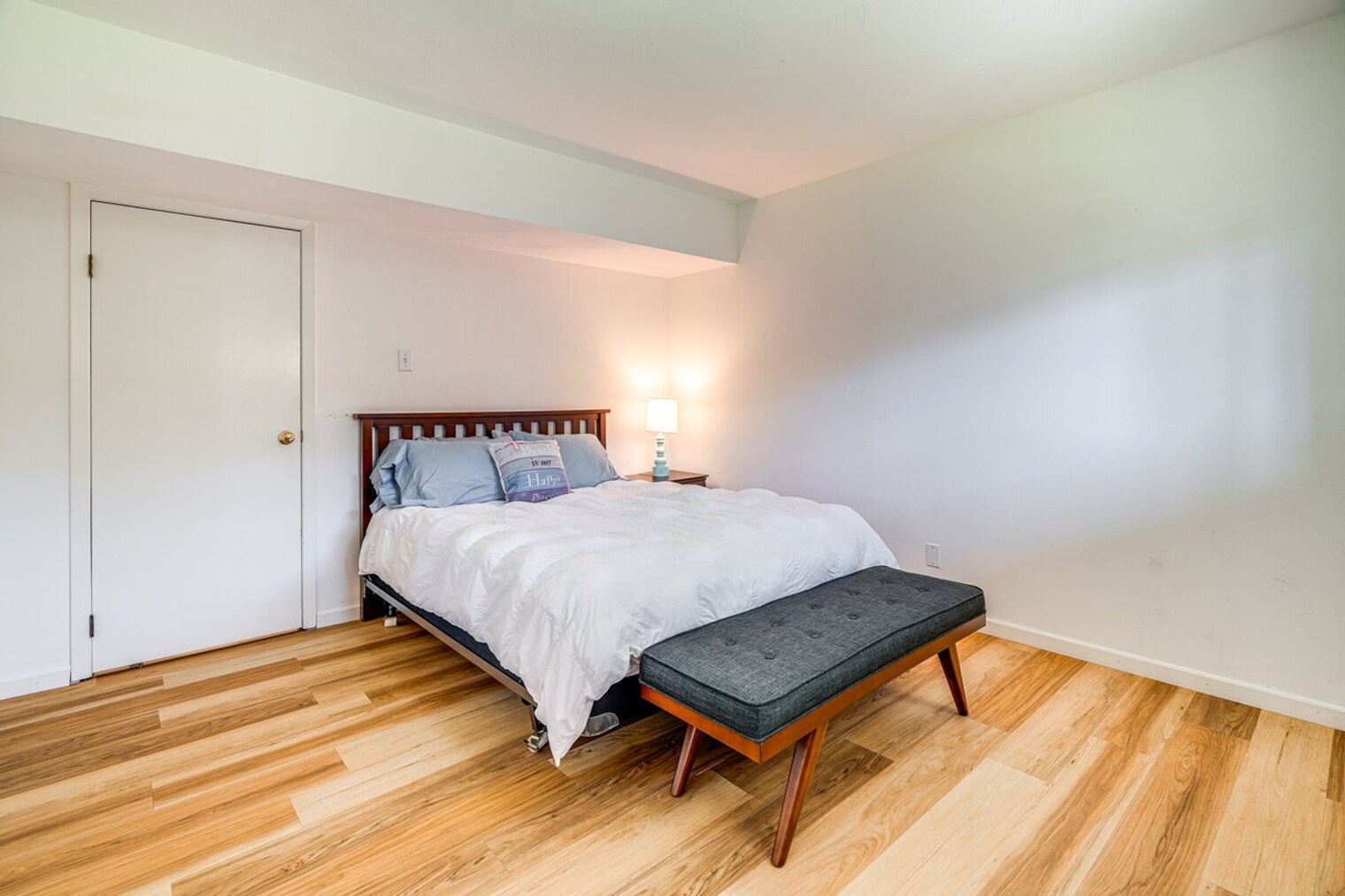 Building Photo - 705 Alsace Lorraine Ave