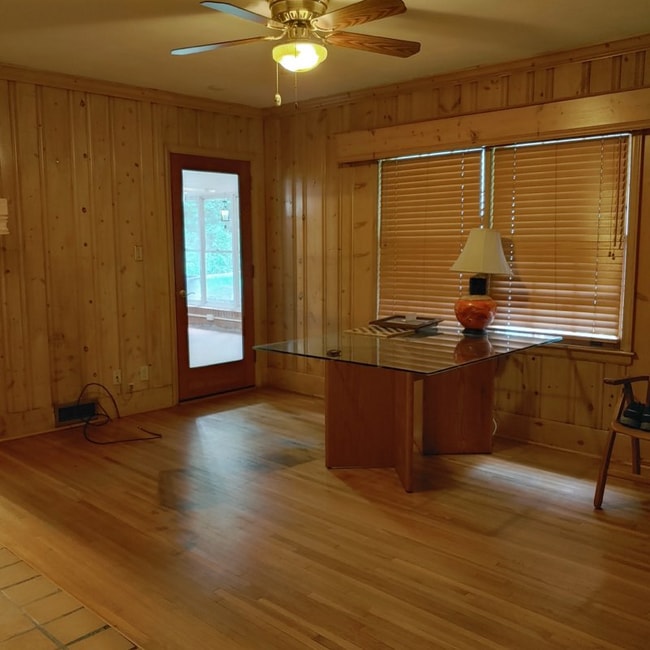 Building Photo - 5170 Lincrest Pl