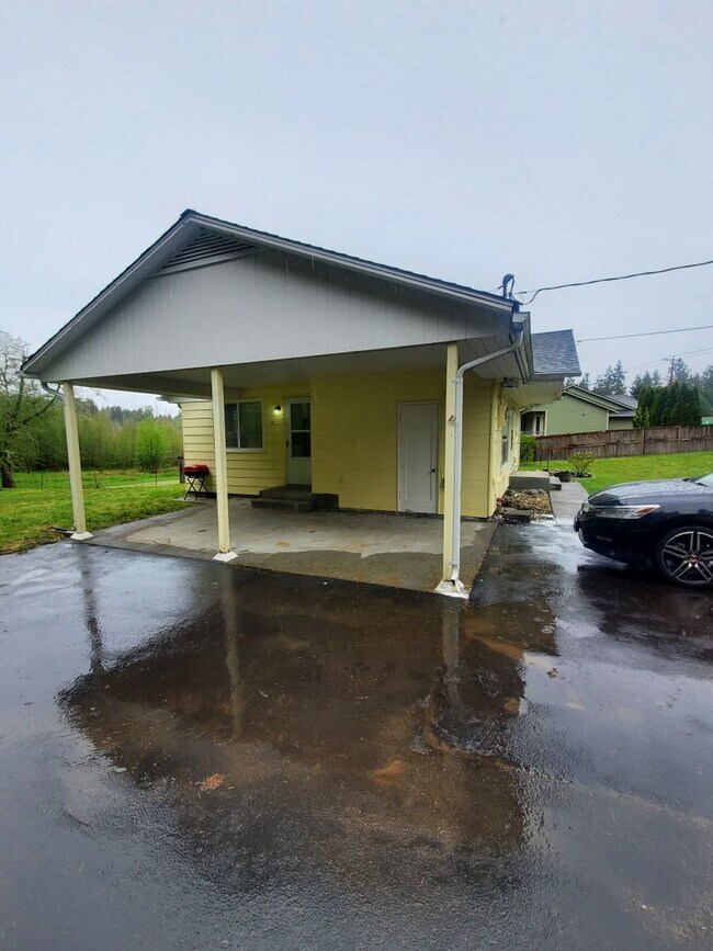 Building Photo - 17120 Spanaway Loop Rd S