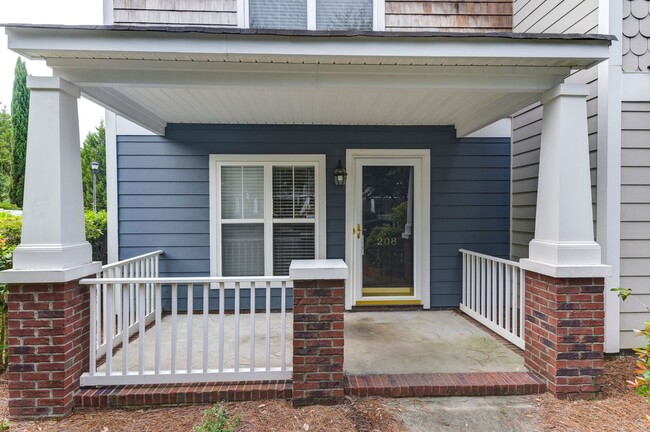 Building Photo - 2 Bedroom, 2.5 Bath in Hampton Forest- Mov...