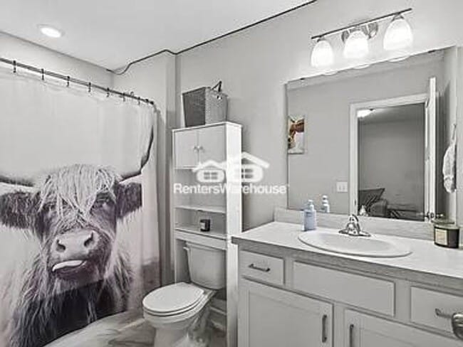 Building Photo - 25584 3rd St W