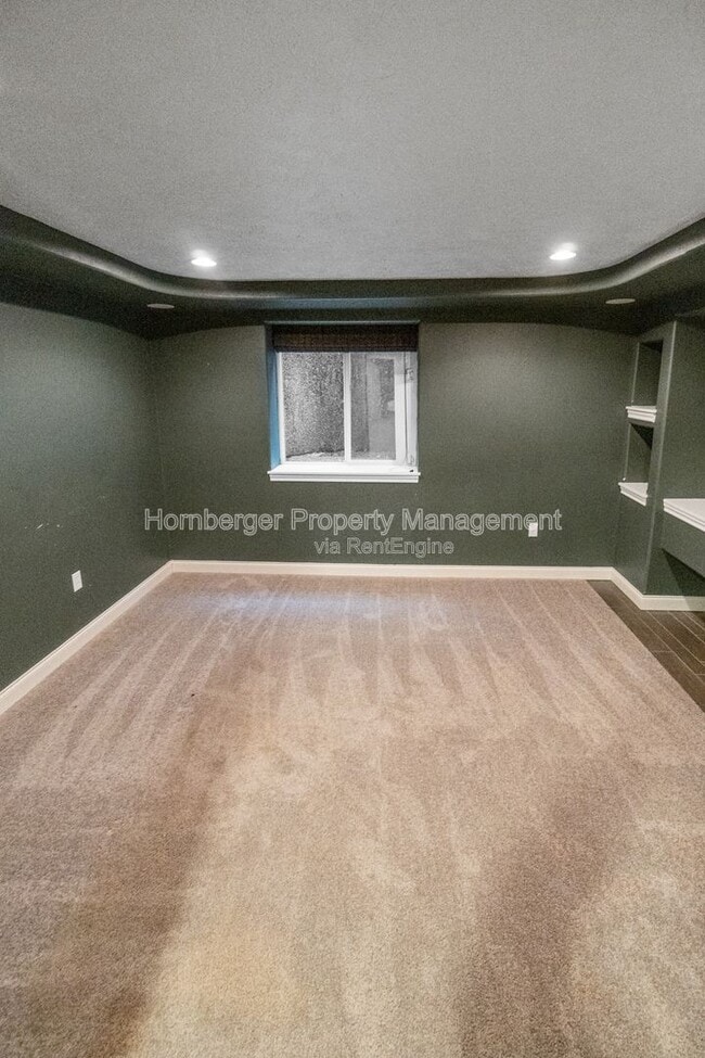 Building Photo - 6415 S Woodland Ct