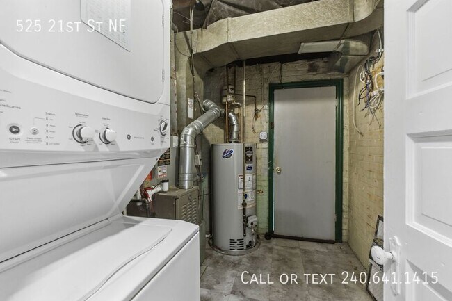 Building Photo - 525 21st St NE