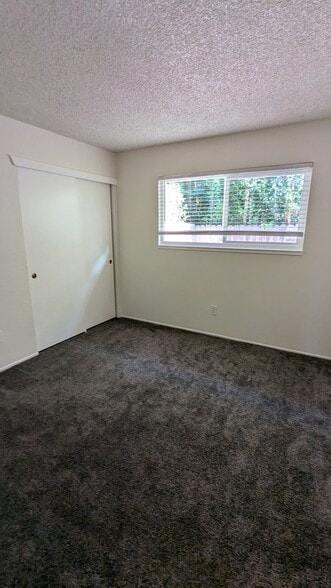 Building Photo - 7126 Grady Dr
