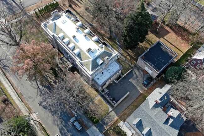 Building Photo - 229 Ballantine Pkwy