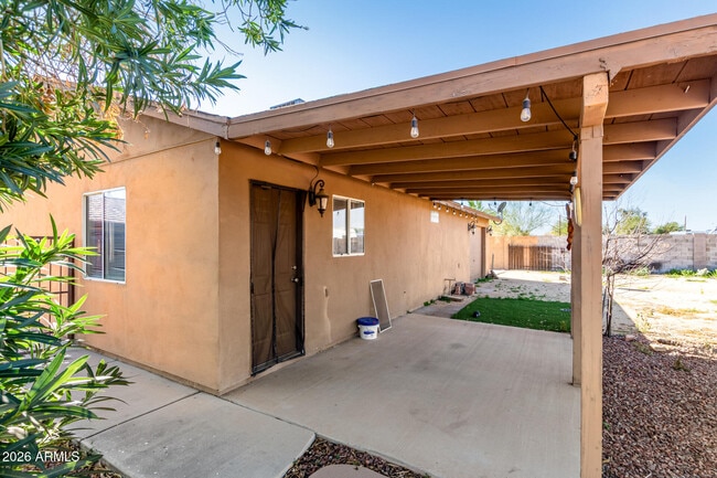 Building Photo - 8812 W Pinnacle Peak Rd