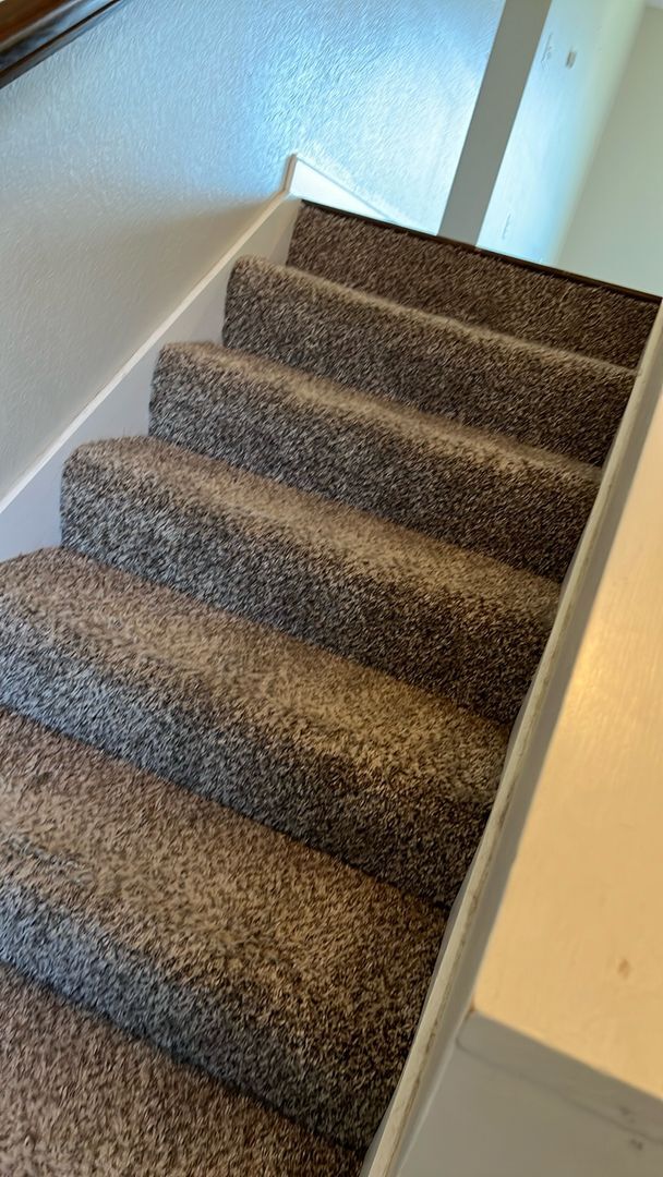 Building Photo - 4 bedrooms 2 bathrooms Duplex in Washington