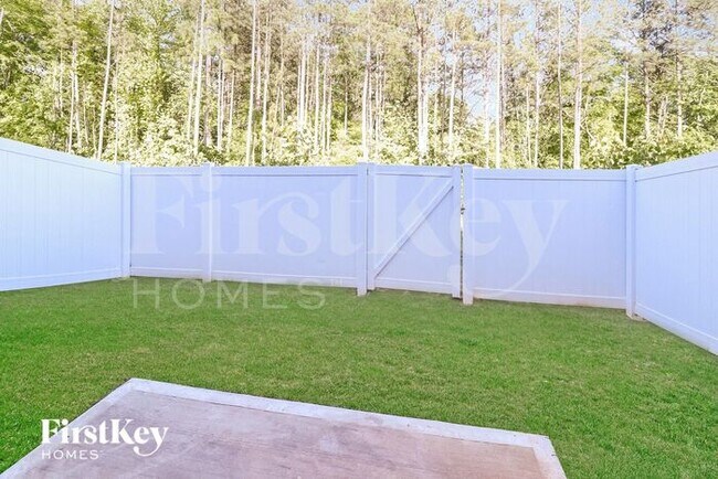 Building Photo - 2027 Cypress Village Dr NW