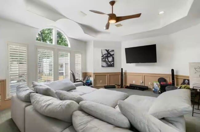 Building Photo - 2133 Bering Dr