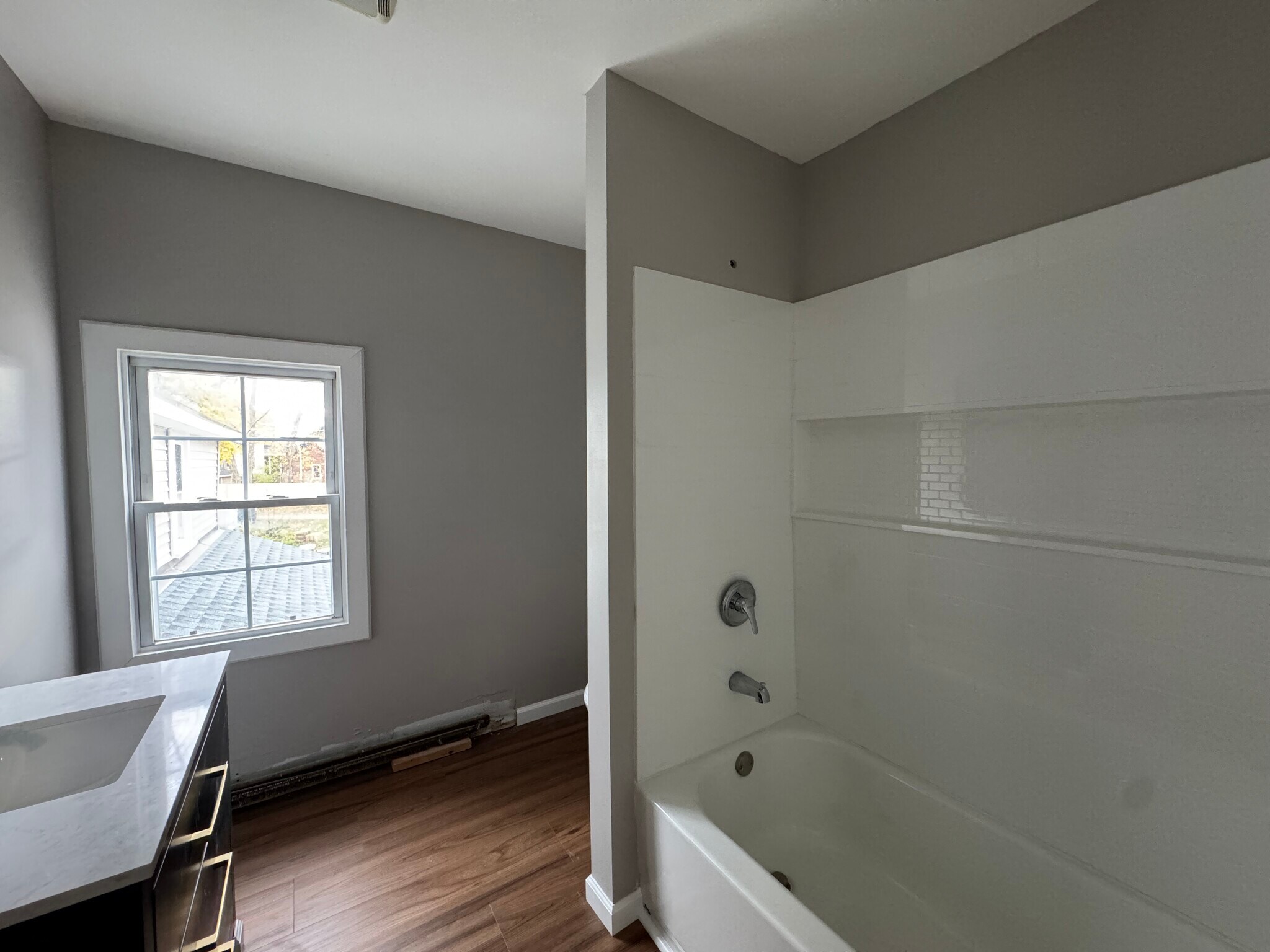 Building Photo - 114 Clinton Street