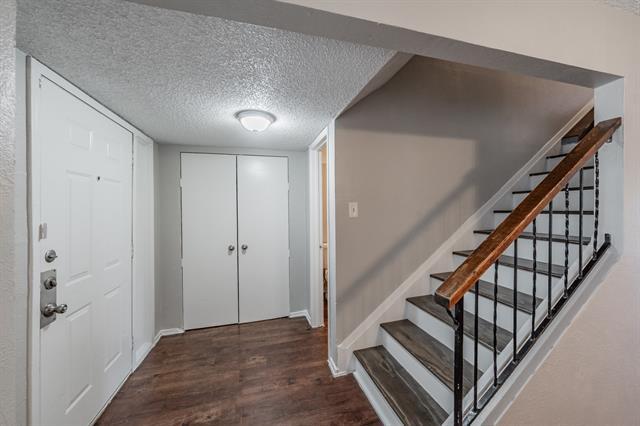 Building Photo - 1755 Farleigh Ct