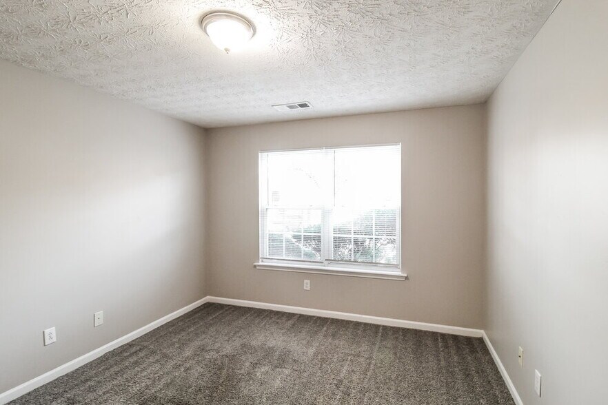 Building Photo - 1247 Matt Moore Ct