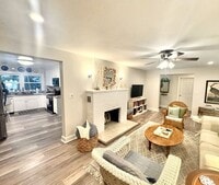 Building Photo - Beautiful 4 bed/3 bath home on large corne...
