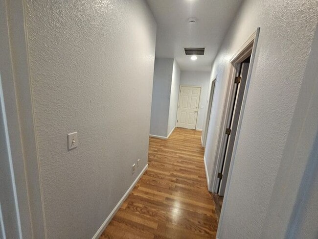 Building Photo - 3 bed 2 bath 2 Car Garage Cimarron Community Home FOR RENT!