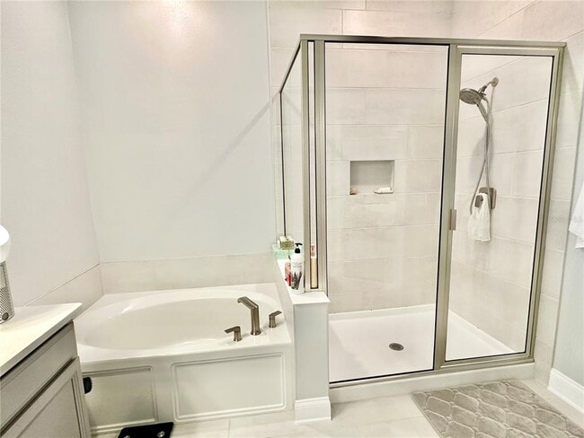 Building Photo - 900 Wild Date Ln