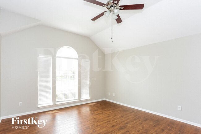 Building Photo - 1117 Brittany Pl