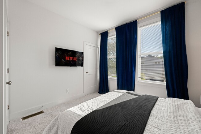 Building Photo - 1389 Cozy Ct. SE