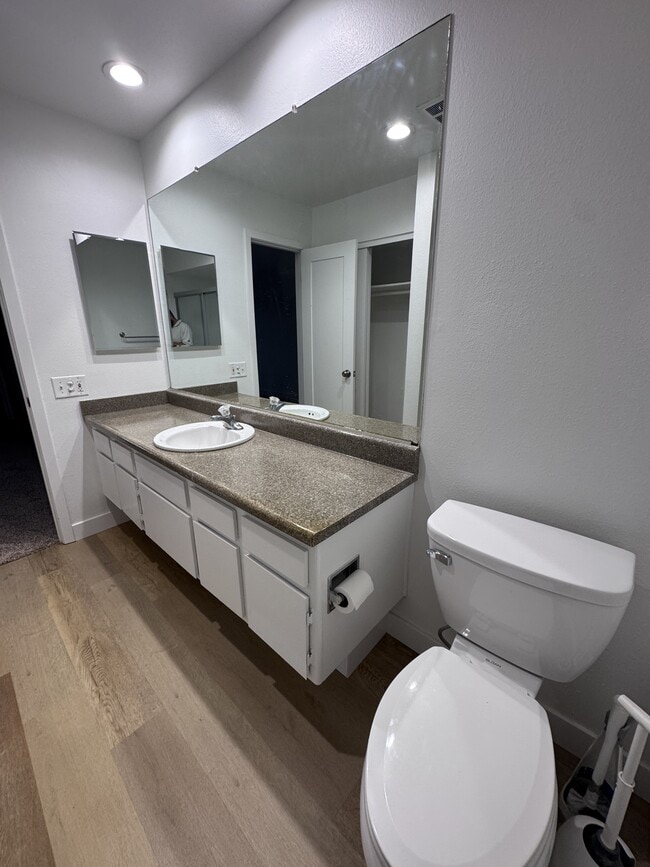 Building Photo - 6314 Friars Rd