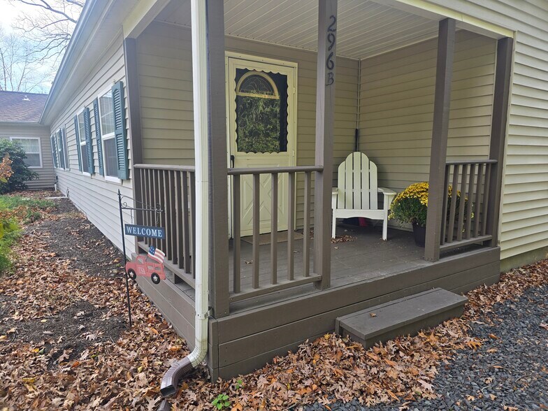 Primary Photo - 296 Hockhockson