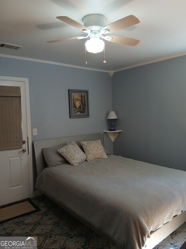 Building Photo - 1385 Linkwood Ln