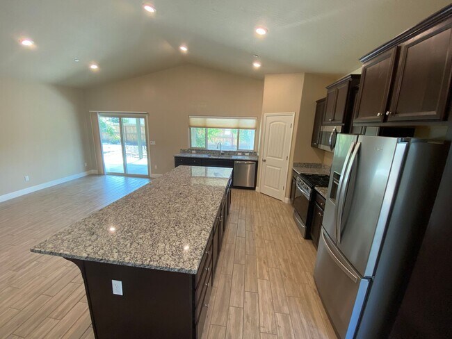Building Photo - Lovely Newer Home with solar included.