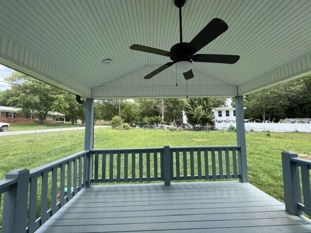 Building Photo - 803 Robinson Rd