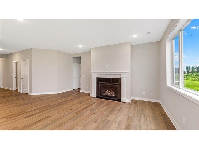 Building Photo - 2149 Westpointe Dr