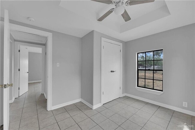Building Photo - Charming 2-Bedroom Home with Central AC and Fenced Lot!