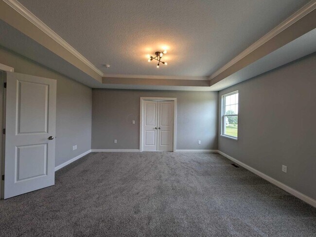 Building Photo - 7301 Aster Wy