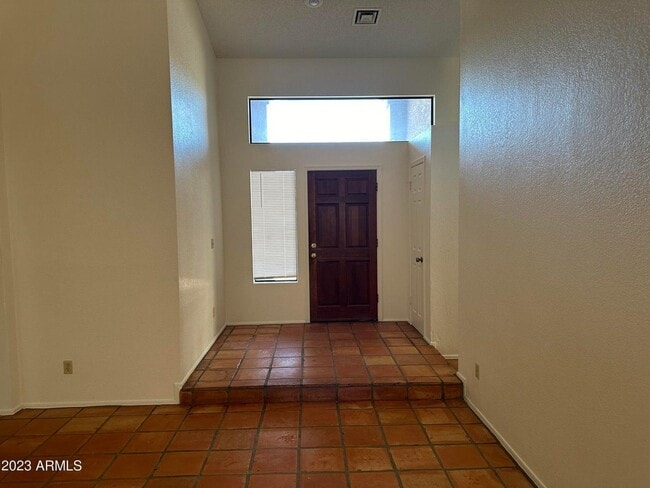 Building Photo - 3712 E Lavender Ln